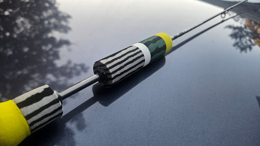 TACTICAL ROD 36" Gunmetal w/ Duck Hunt Split Grip